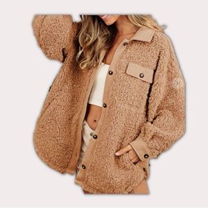 Women’s Sherpa Jacket (Oversized Small)